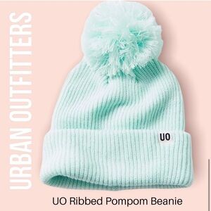 Urban Outfitters UO Ribbed Pompom Green Mint Beanie NWT ❄️🍁